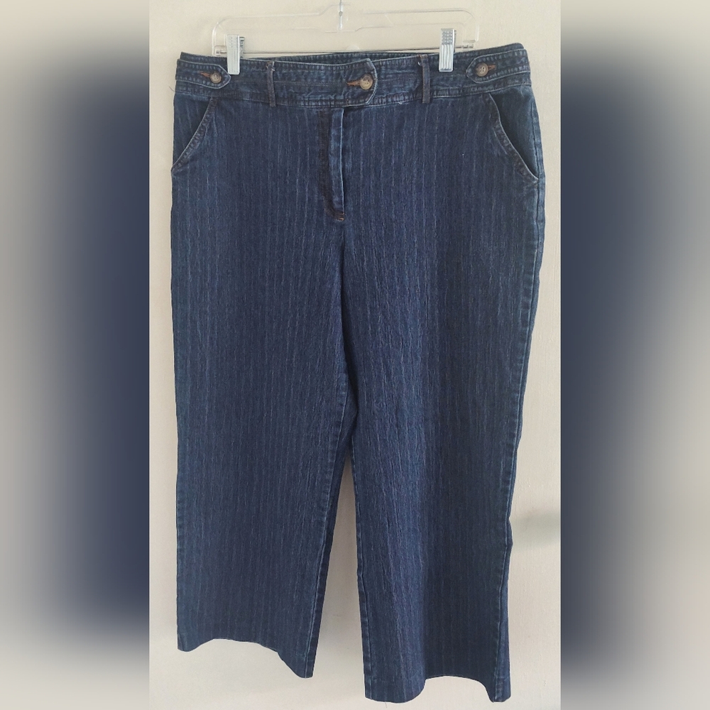 Bamboo Trader women's size 14 dark wash blue denim capris cotton stretch .